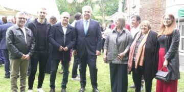 Il Club Italiano Irlanda alla Residenza dell’Ambasciatore Nicola Faganello, nella raffinata Temple Road, in occasione del ricevimento ufficiale per la Festa della Repubblica Italiana.