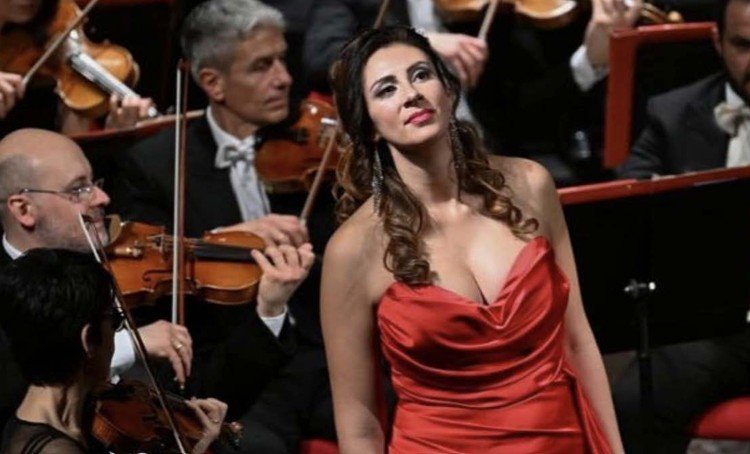 Questa intervista illustra