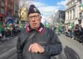 Carlo Salvadori durante la parata in Westmoreland Street, nel cuore di Dublino