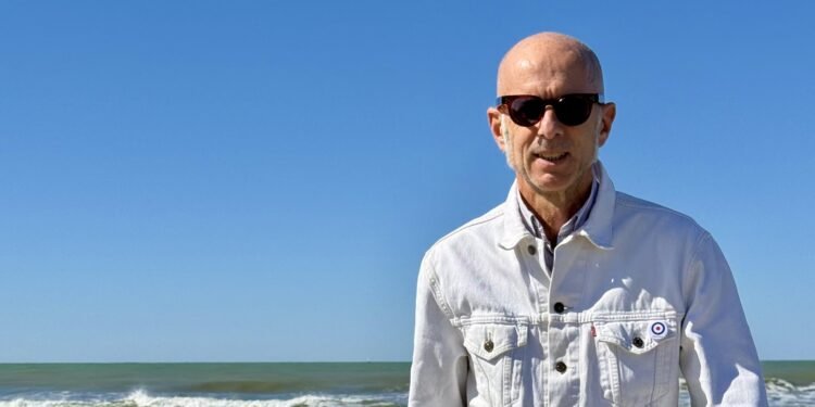 Salvatore Merando, fondatore dello Smart Soul Connection Festival, il progetto musicale che collega Italia e Irlanda attraverso la cultura soul, mod e jazz.