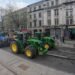 trattori bloccano O’Connell Street nel cuore di Dublino durante la protesta contro il caro carburante