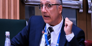 Luigi Billè durante i lavori dell’Assemblea Plenaria del Consiglio Generale degli Italiani all’Estero (CGIE) svoltasi presso la Farnesina a Roma il 13 maggio 2026, alla presenza del Ministro degli Esteri Antonio Tajani.