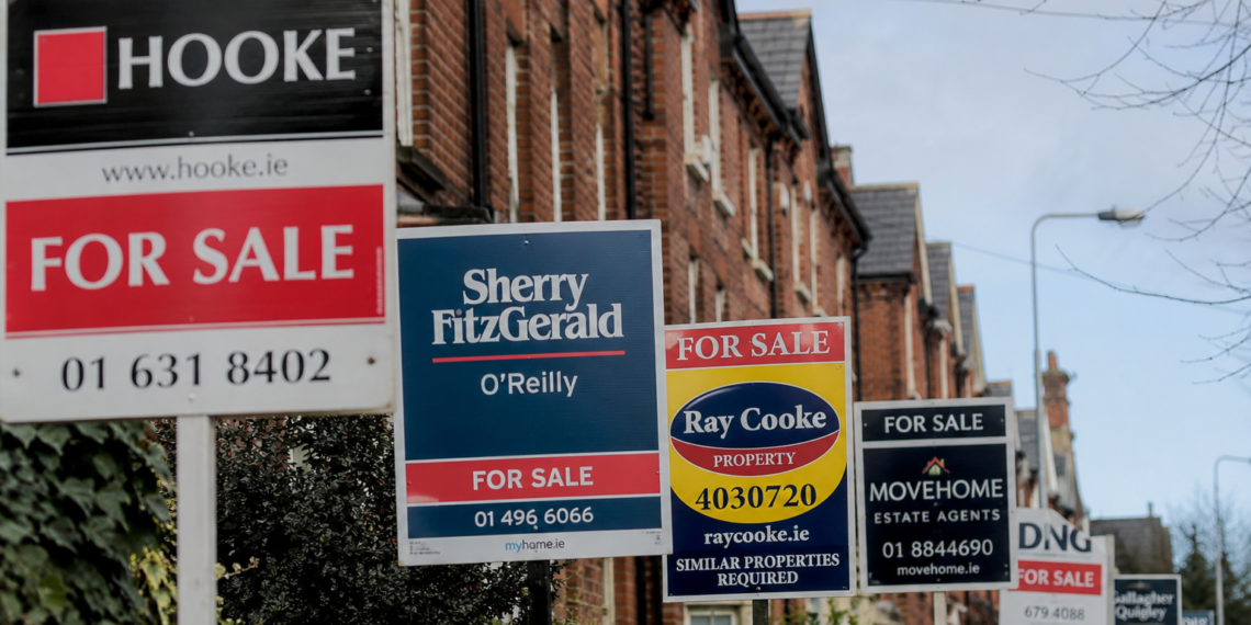 UN'IRLANDA IMMOBILIARE DIVISA IN DUE Dublino rallenta, le aree rurali continuano a crescere. Connacht-Ulster +8,8% • Munster +6,3%. La capitale registra un rallentamento dei prezzi di vendita, mentre le province irlandesi confermano una crescita costante, alimentata da una domanda ancora molto elevata e da un'offerta limitata.