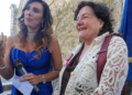 Il soprano Concetta Pepere insieme a Gabriella Caponi, Console Onorario d'Italia a Cork, al termine del Cashel Cultural & Business Weekend 2026. Il Console esprime grande apprezzamento per l'esibizione dell'artista, definendola «un orgoglio per l'Italia» e manifestando l'auspicio di ospitarla presto anche a Cork e Limerick, a conferma del crescente interesse che la grande lirica italiana sta suscitando in Irlanda.