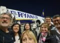 La delegazione italiana è appena atterrata all' Aeroporto di Dublino, pronta a raggiungere Cashel per partecipare al Cashel Cultural & Business Weekend 2026. Sindaci, amministratori locali e rappresentanti del mondo associativo iniziano così una missione istituzionale dedicata al rafforzamento dei rapporti di amicizia, cooperazione e sviluppo tra Italia e Irlanda.